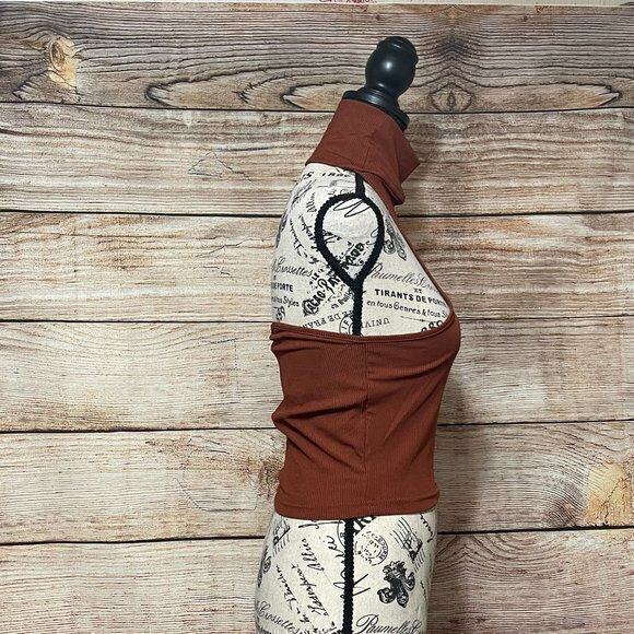 SHEIN X PRIVY2 Ways Ribbed Knit Cop Top‎ - Picture 7 of 8